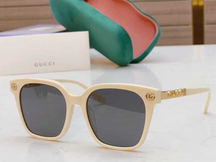 GUCCI SUNGLASSES - GST17