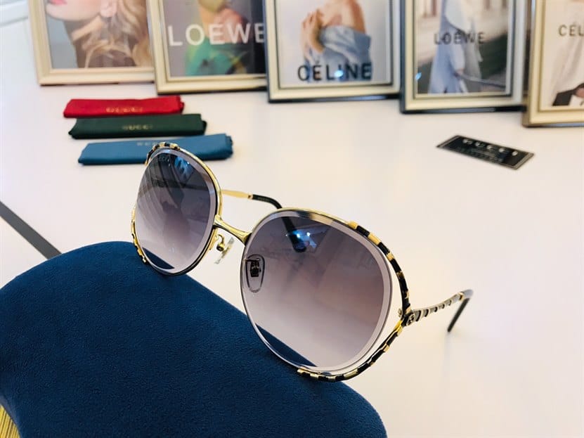 GUCCI SUNGLASSES - GST18