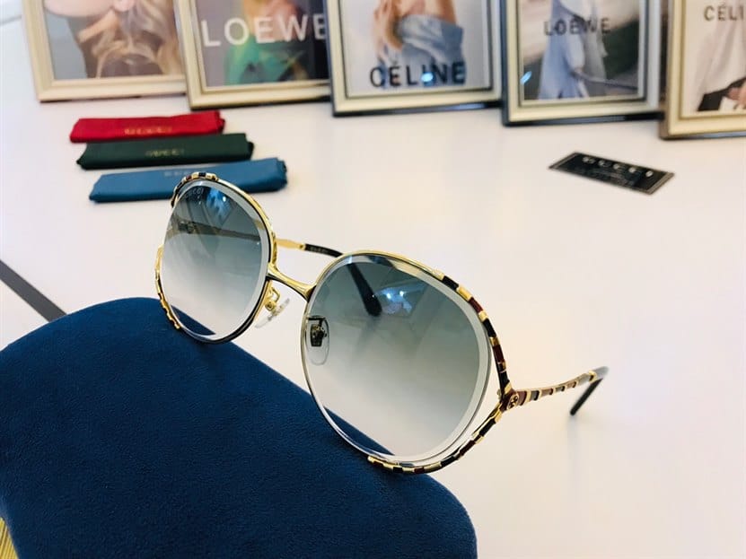 GUCCI SUNGLASSES - GST18