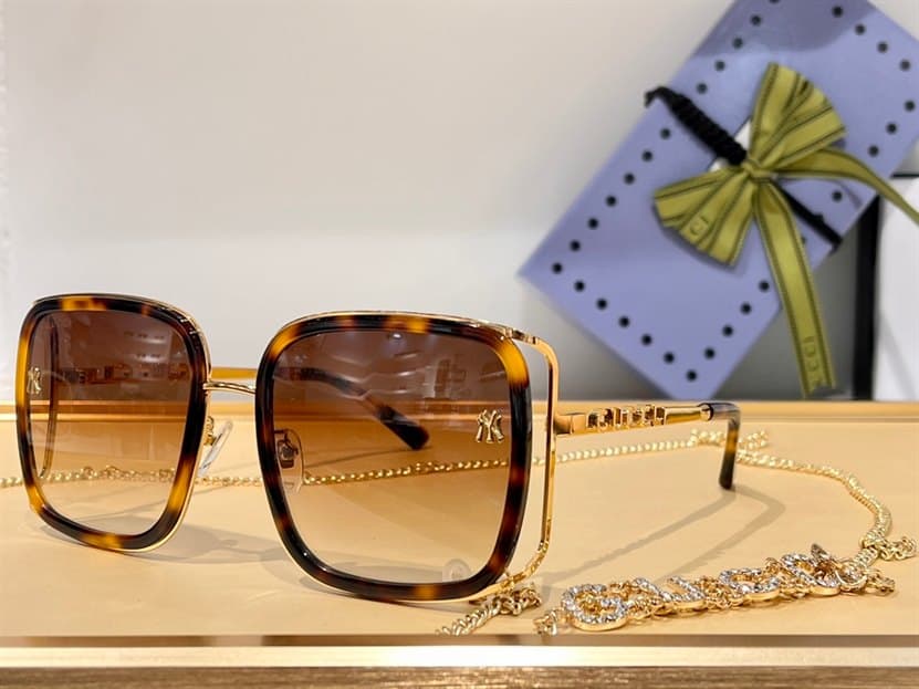 GUCCI SUNGLASSES - GST20