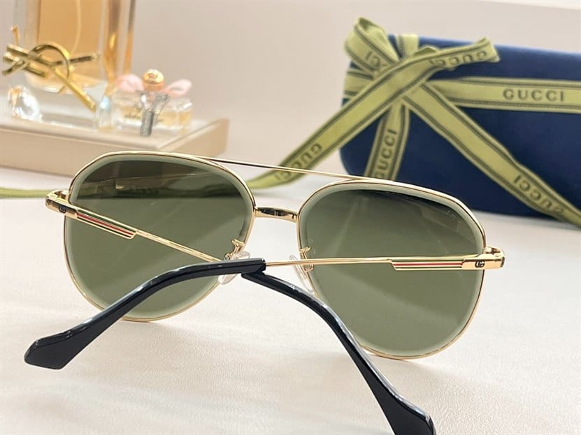 GUCCI SUNGLASSES - GST21