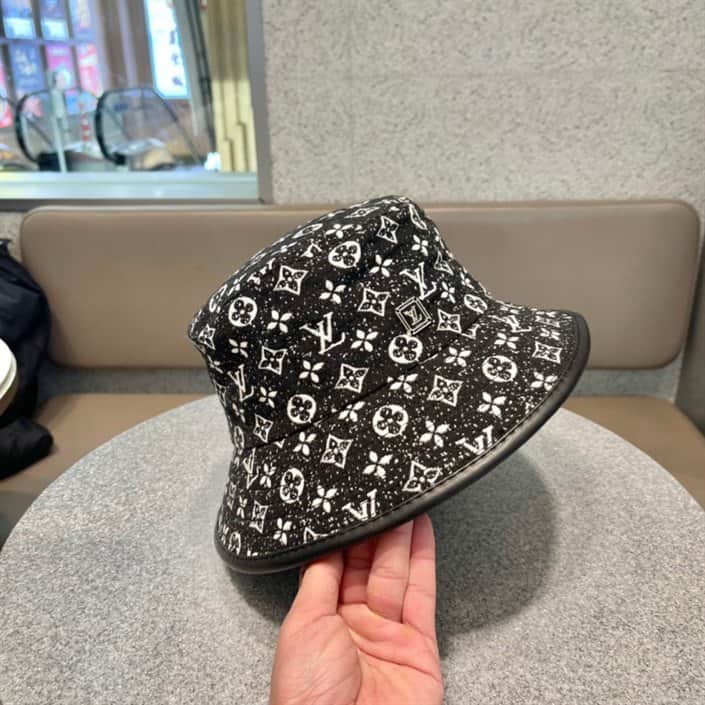 Louis Vuitton Bucket Hat - LHC20