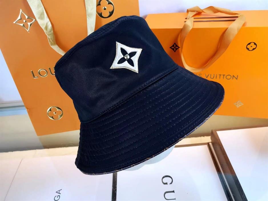 Louis Vuitton Bucket Hat - LHC24