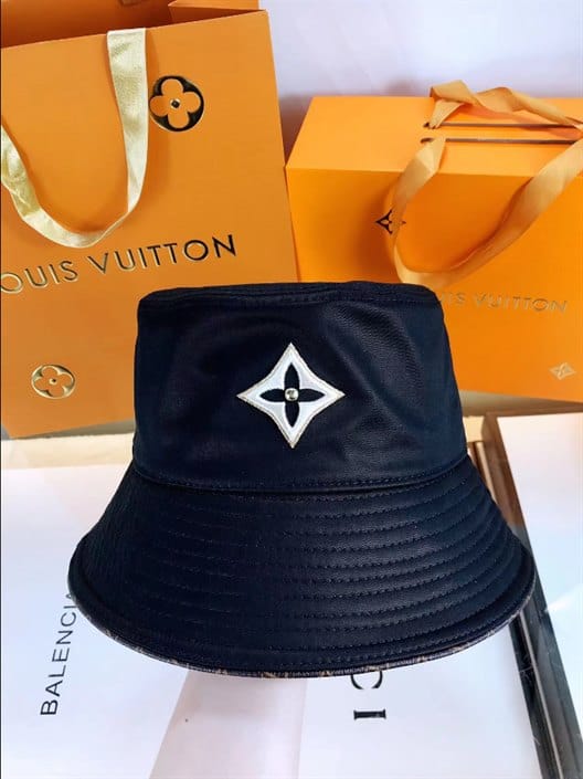 Louis Vuitton Bucket Hat - LHC24