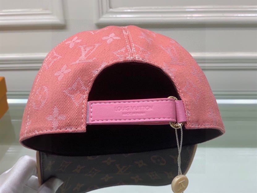 Louis Vuitton Cap - LHC01