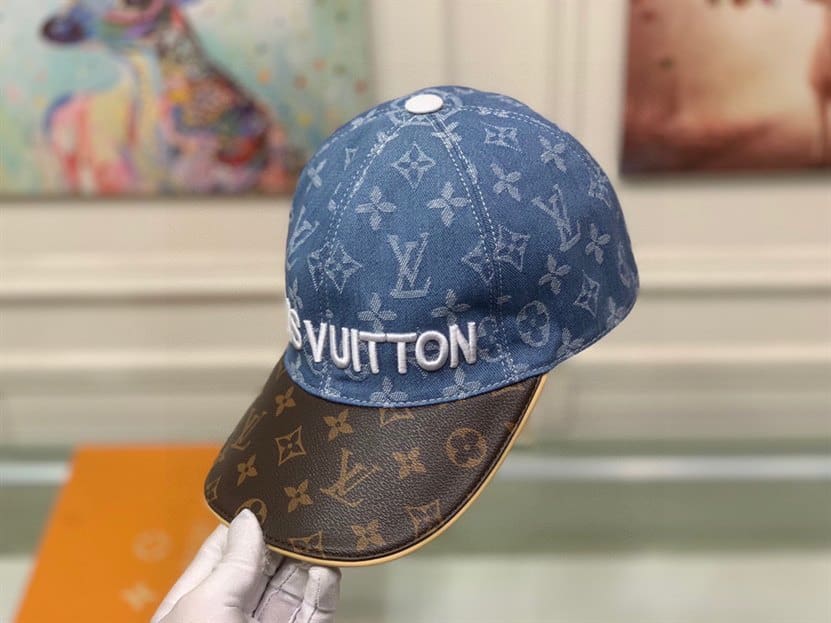 Louis Vuitton Cap - LHC02