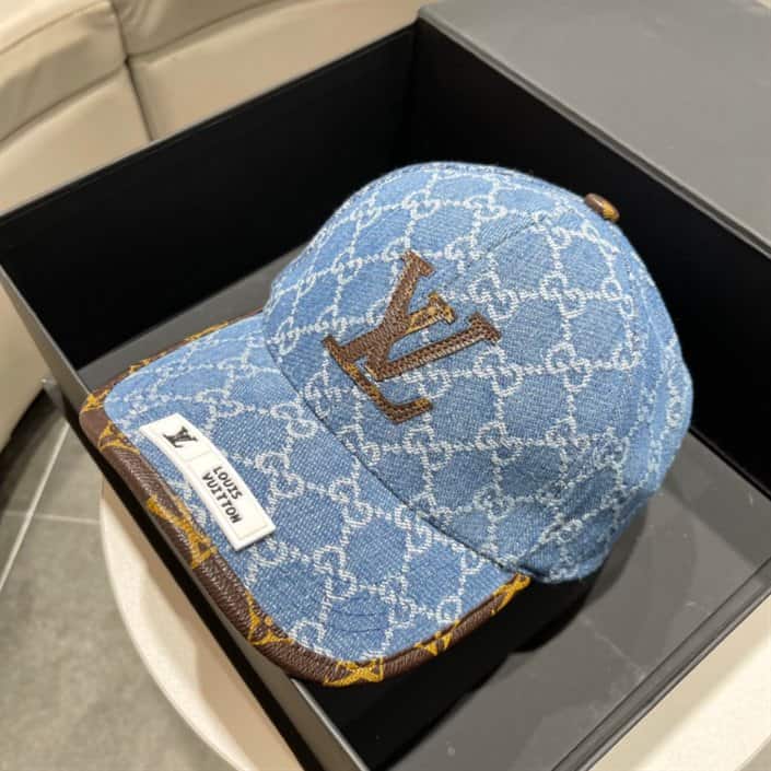 Louis Vuitton Cap - LHC03