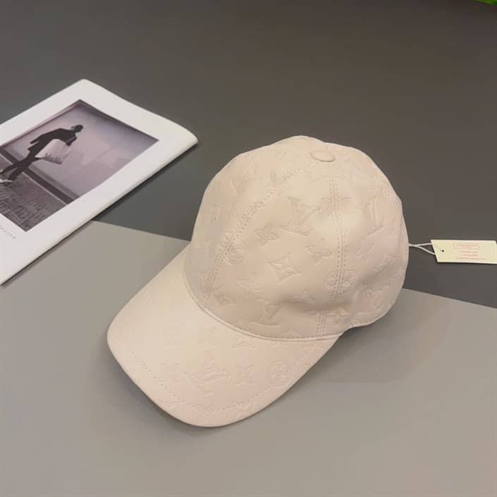Louis Vuitton Cap - LHC04