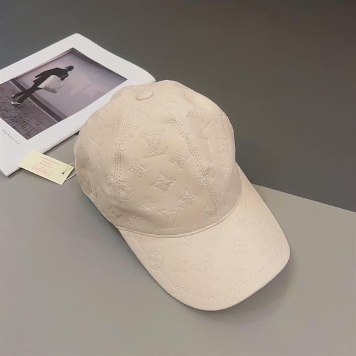 Louis Vuitton Cap - LHC04