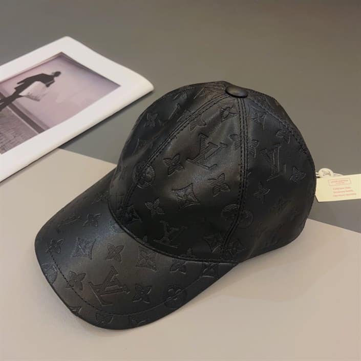 Louis Vuitton Cap - LHC05