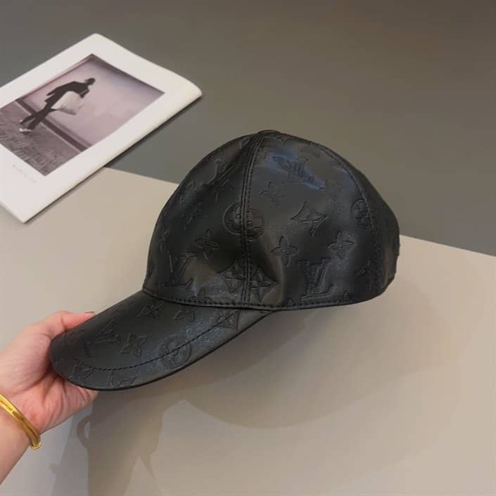 Louis Vuitton Cap - LHC05