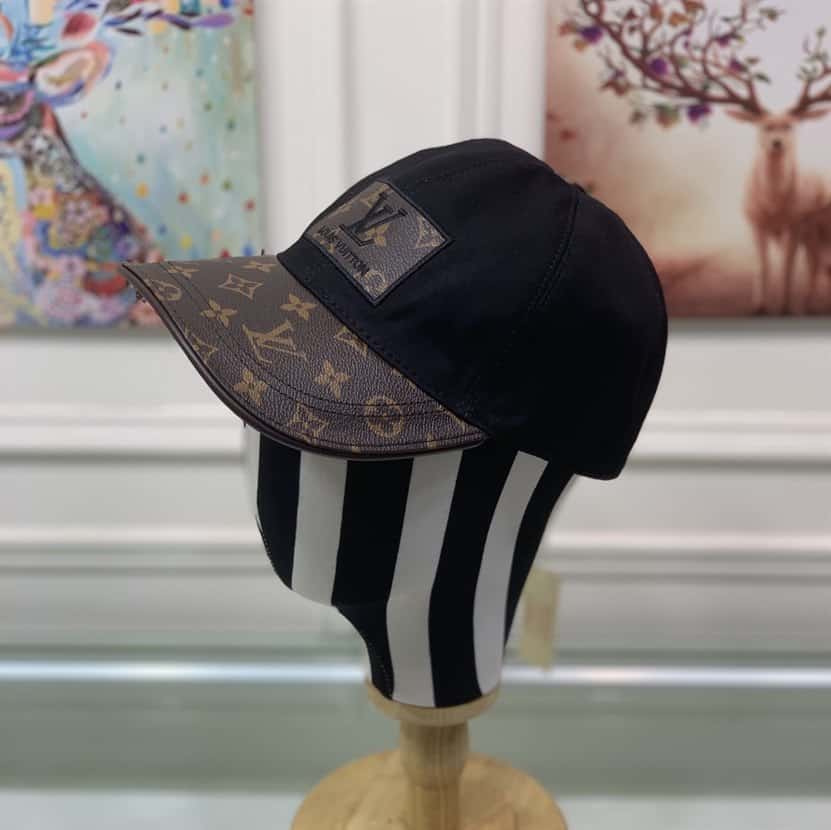 Louis Vuitton Cap - LHC18