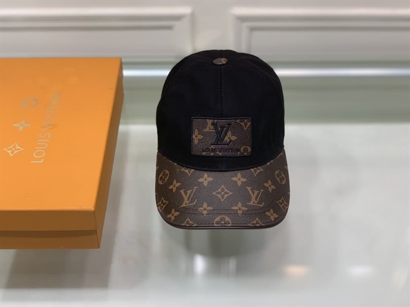 Louis Vuitton Cap - LHC18