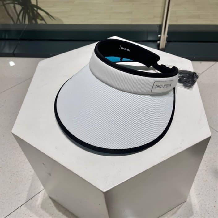 Louis Vuitton Visor - LHC10