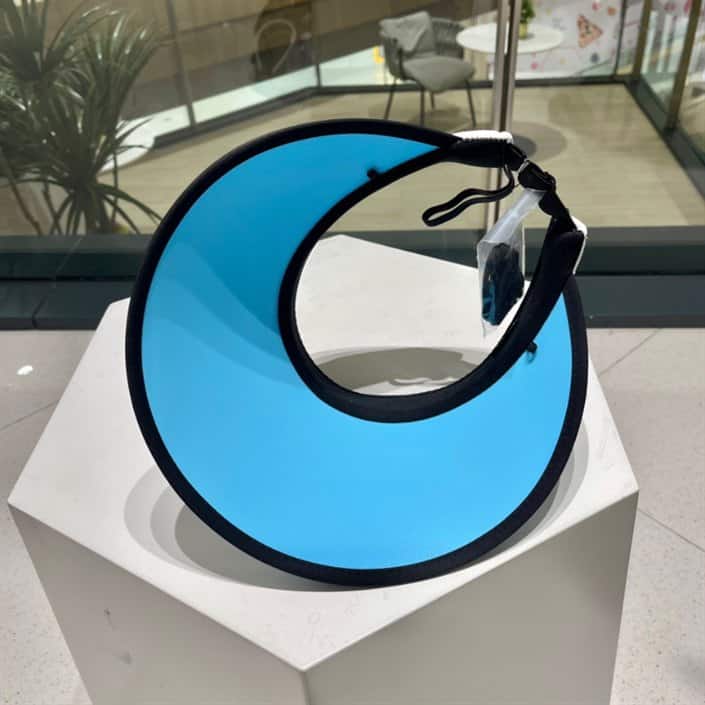 Louis Vuitton Visor - LHC10