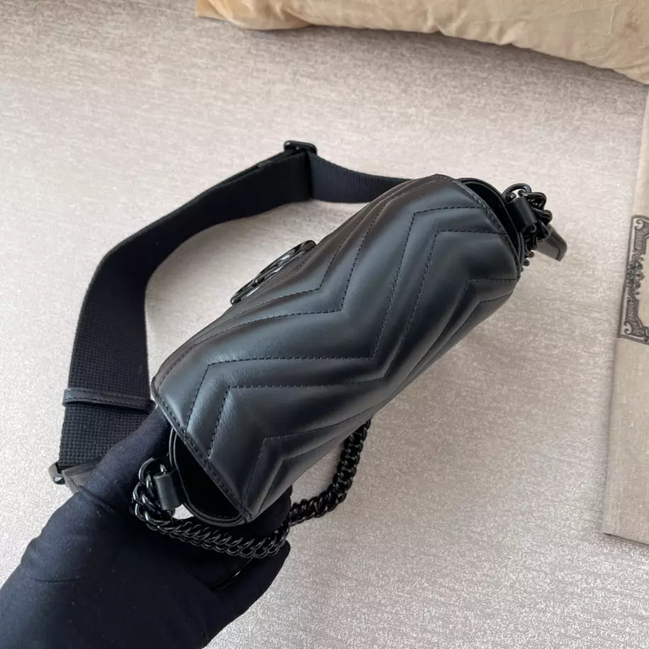 GG MARMONT MATELASSÉ SHOULDER BAG - GBC109