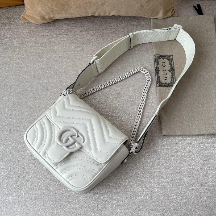 GG MARMONT MATELASSÉ SHOULDER BAG - GBC110