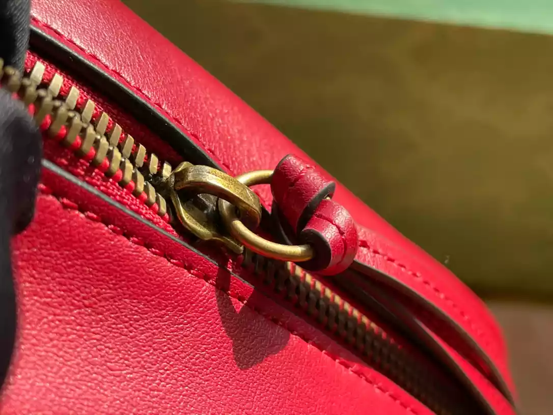 GG MARMONT MATELASSÉ SMALL SHOULDER BAG - GBC091