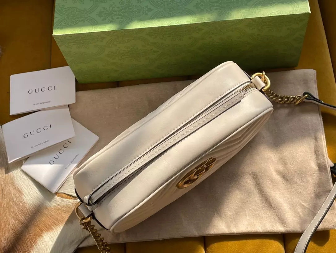 GG MARMONT SMALL SHOULDER BAG - GBC095