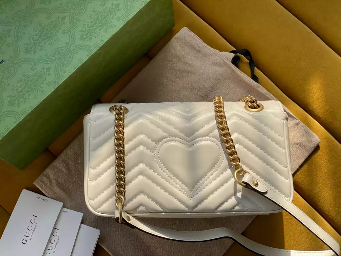 GG MARMONT SMALL SHOULDER BAG - GBC098