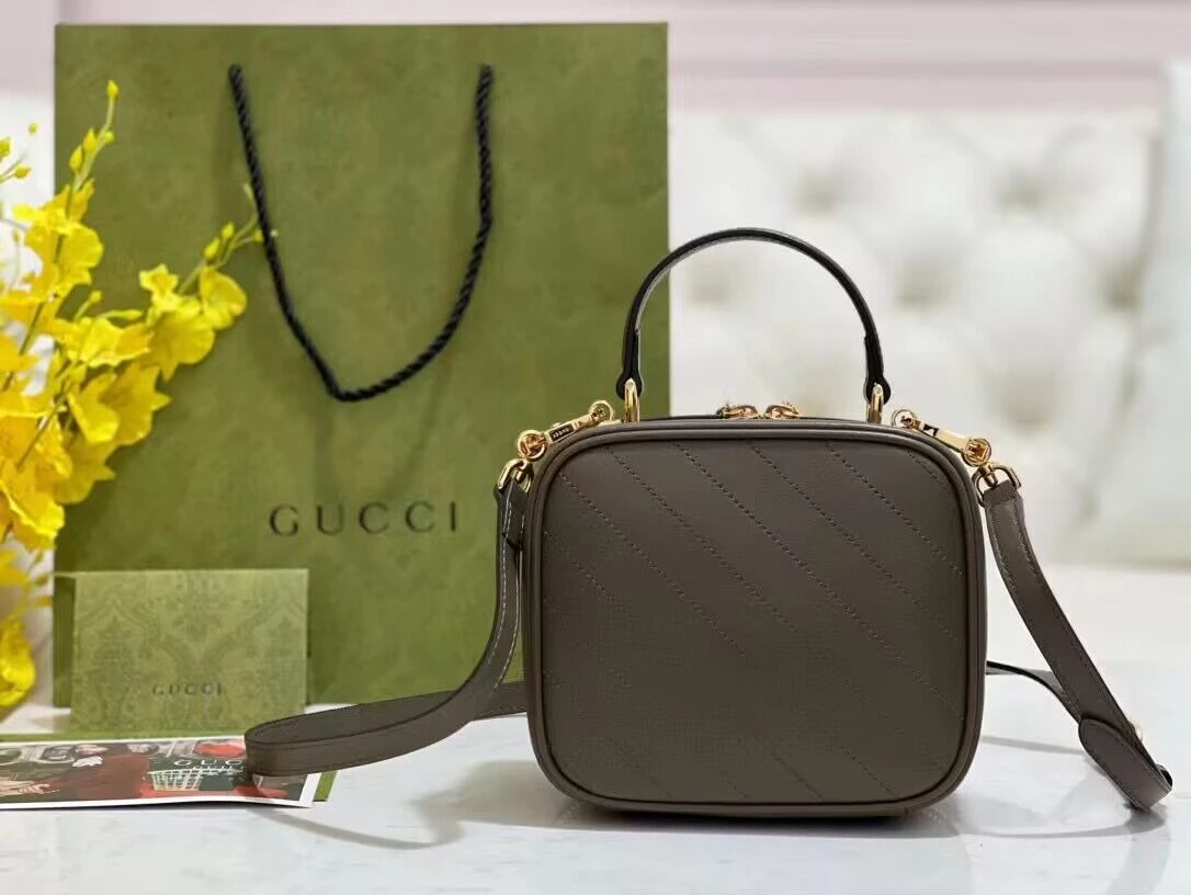 GUCCI BLONDIE TOP HANDLE BAG - GBC085