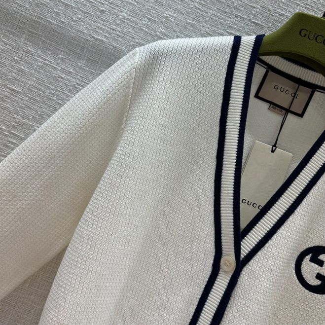 Gucci Cardigans - RJK15