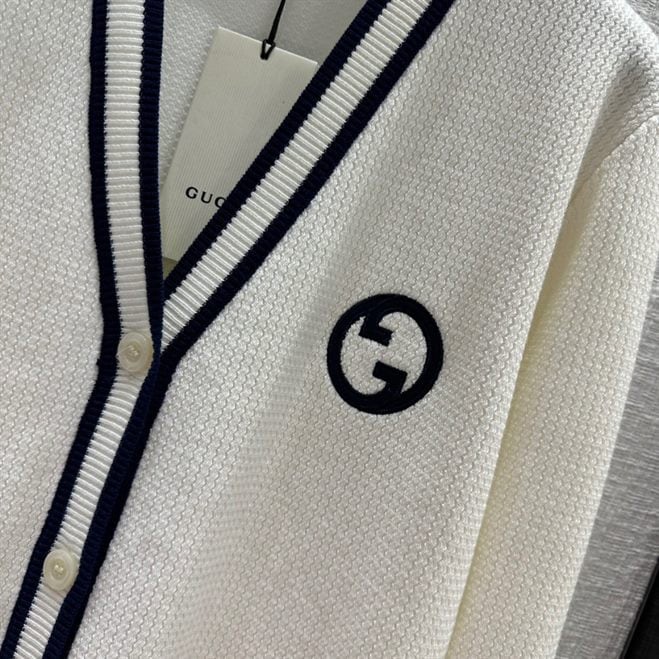 Gucci Cardigans - RJK15