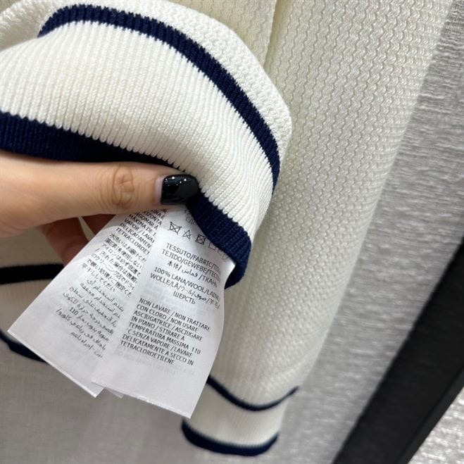 Gucci Cardigans - RJK15