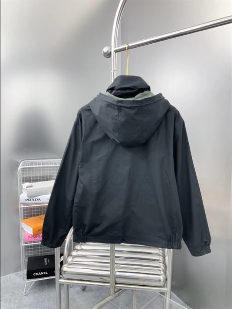 Gucci Jacket - GJ012