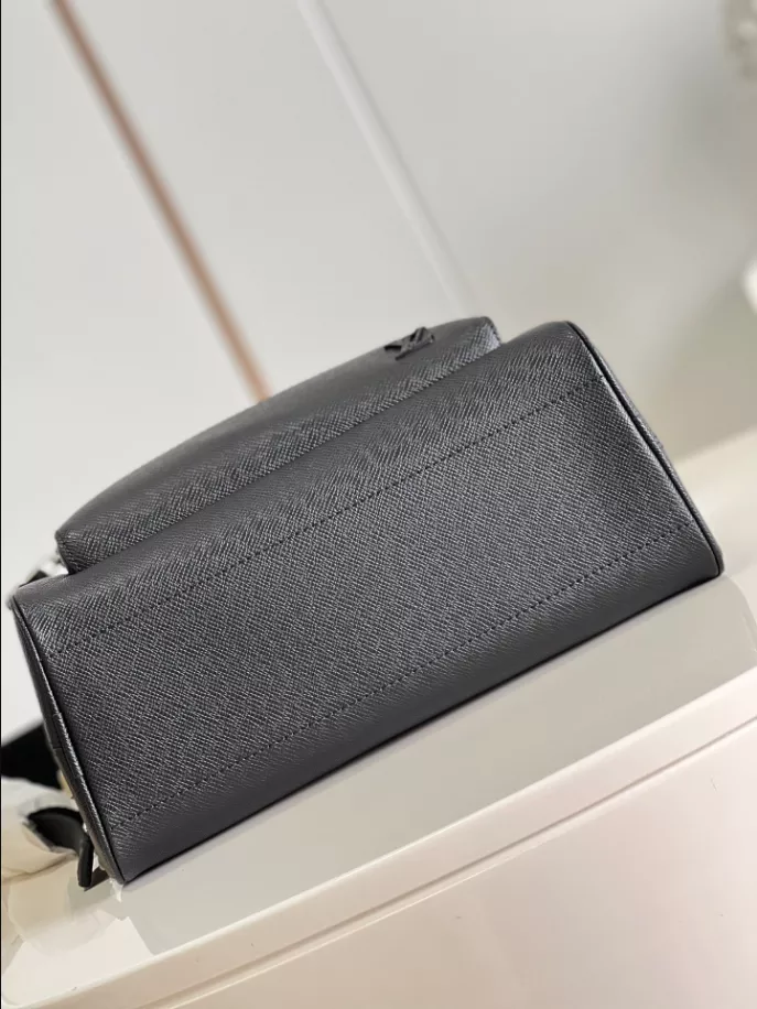 LOUIS VUITTON ADRIAN BACKPACK TAIGA LEATHER - LBV386