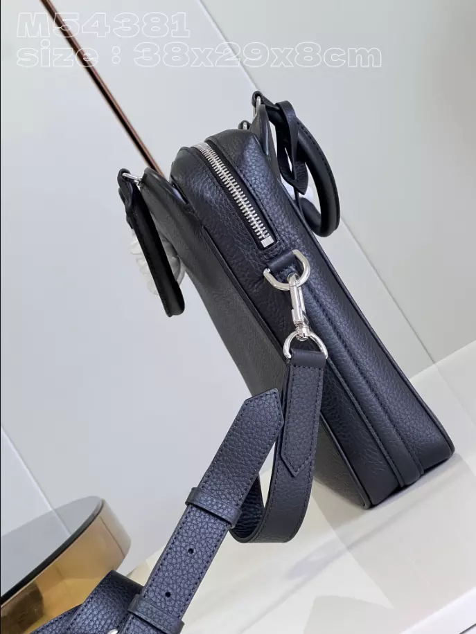 LOUIS VUITTON ARMAND BRIEFCASE - LBV395