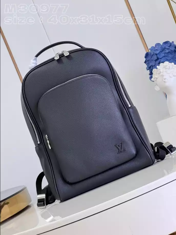 LOUIS VUITTON AVENUE BACKPACK - LBV376
