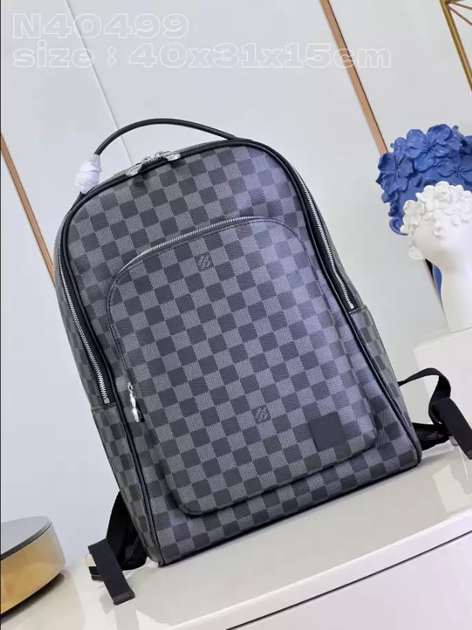 LOUIS VUITTON AVENUE BACKPACK - LBV380