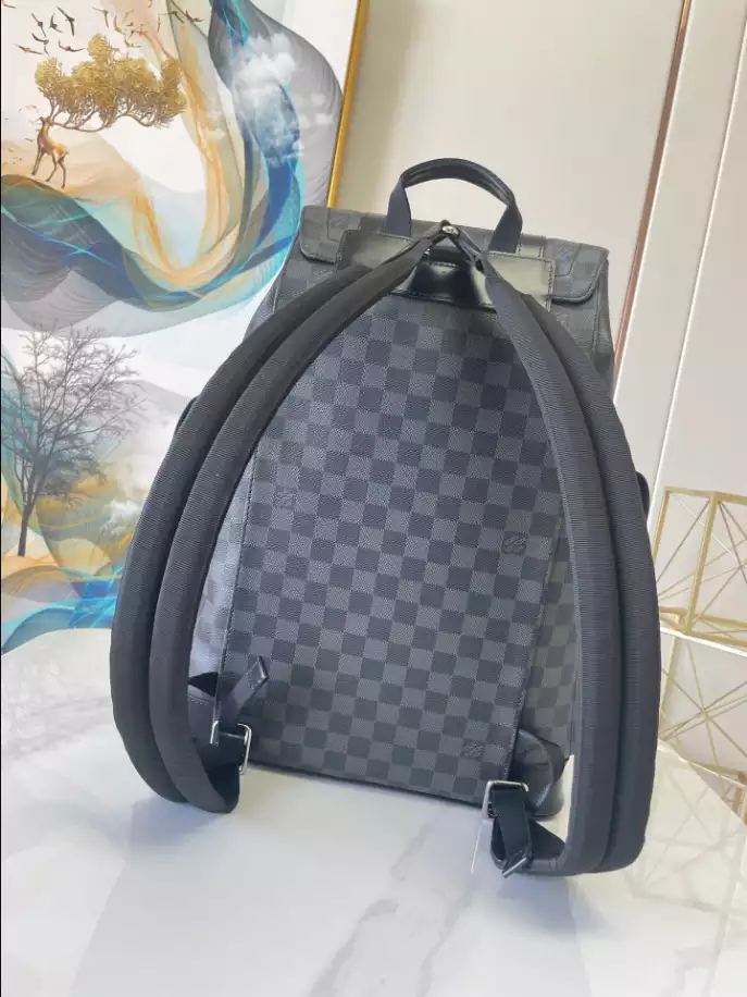LOUIS VUITTON CHRISTOPHER PM DAMIER GRAPHITE CANVAS - LBV389