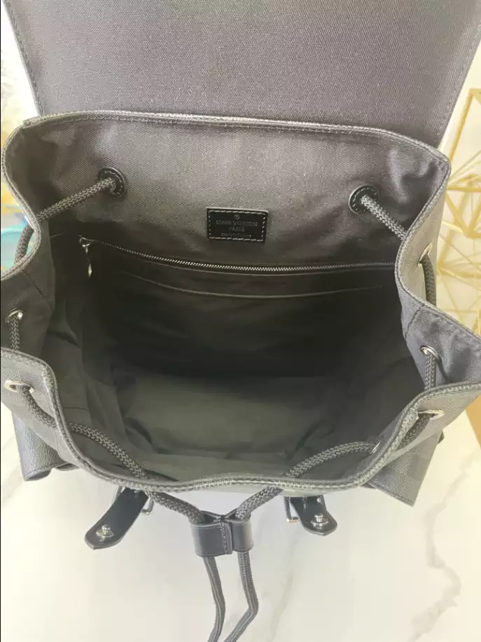 LOUIS VUITTON CHRISTOPHER PM DAMIER GRAPHITE CANVAS - LBV389