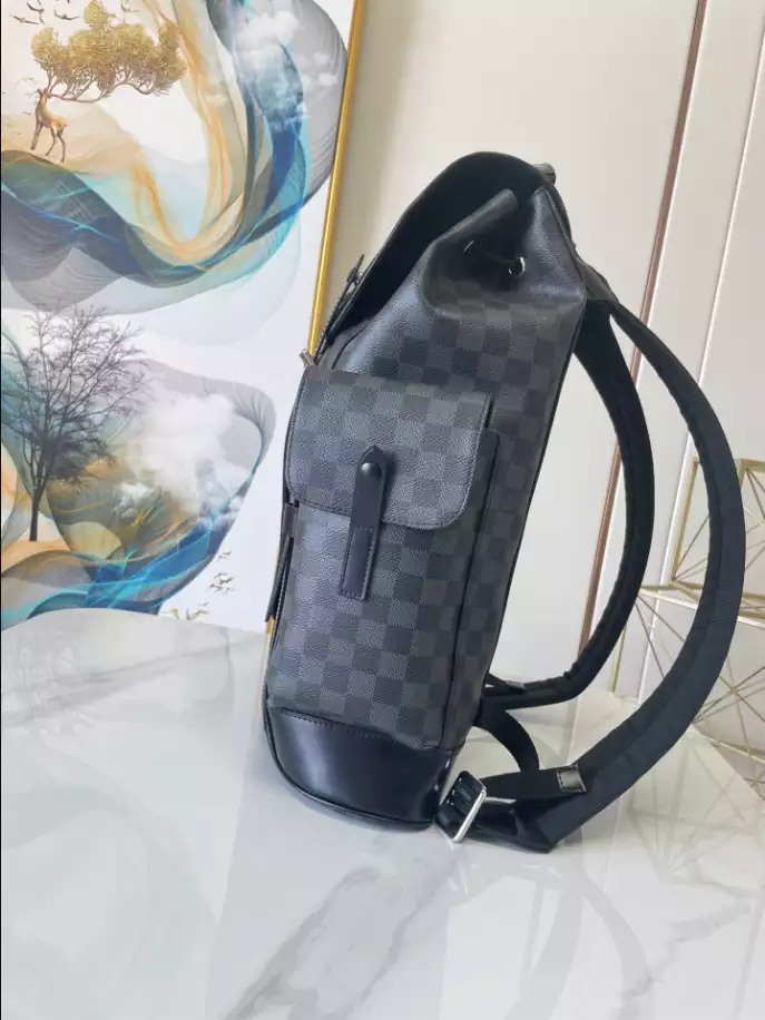 LOUIS VUITTON CHRISTOPHER PM DAMIER GRAPHITE CANVAS - LBV389