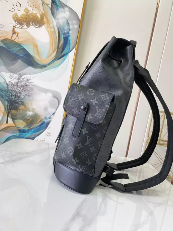 LOUIS VUITTON CHRISTOPHER PM MONOGRAM ECLIPSE - LBV391