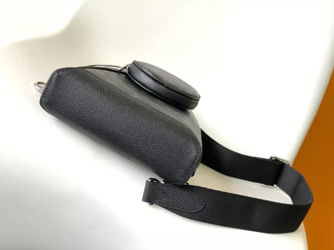 LOUIS VUITTON DUO SLINGBAG - LBV418