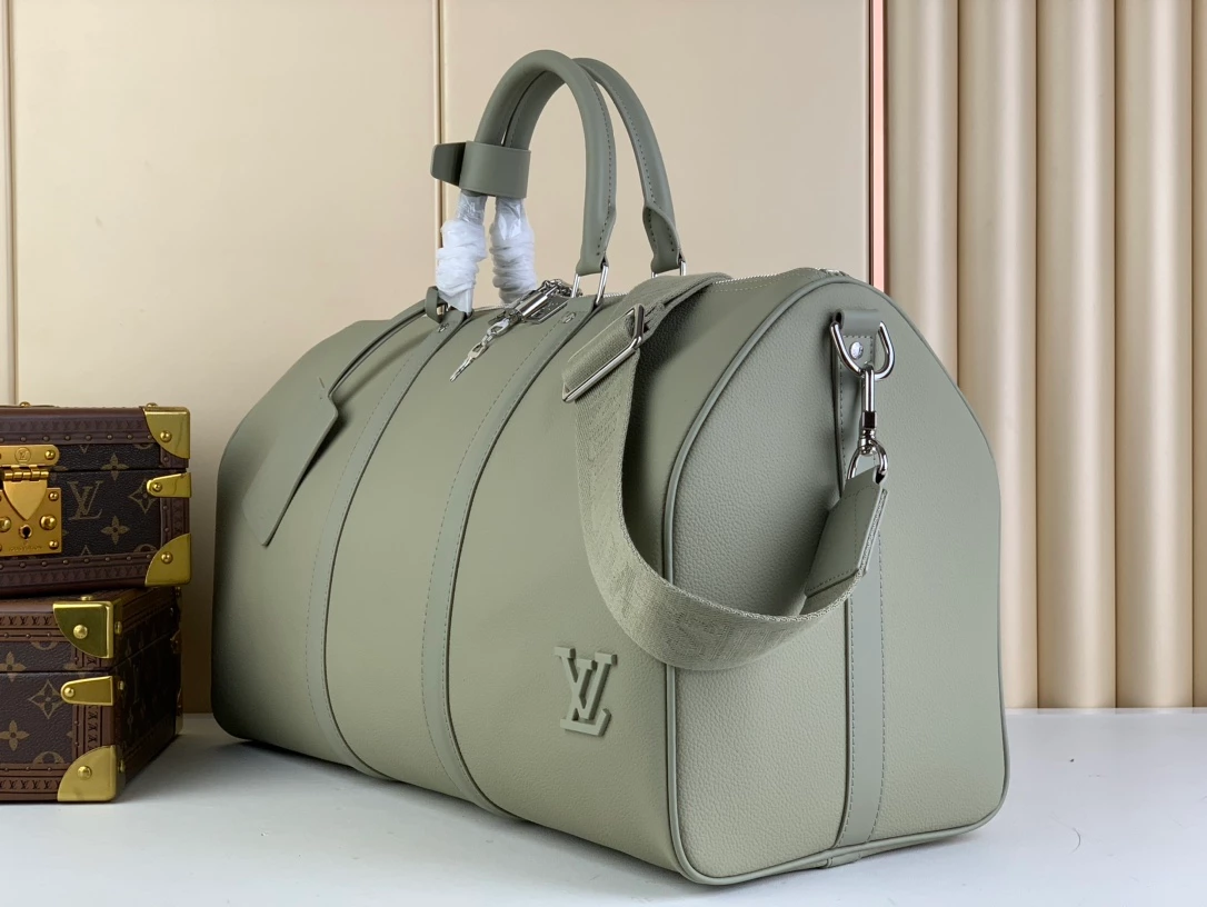 LOUIS VUITTON KEEPALL BANDOULIÈRE 50 IN GREY - LBV424