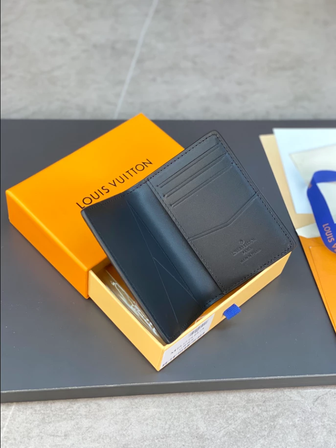 LOUIS VUITTON POCKET ORGANIZER - LBV398