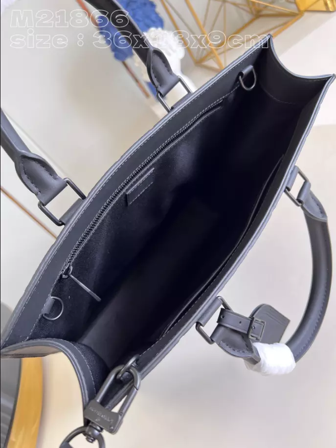 LOUIS VUITTON SAC PLAT NV - LBV407