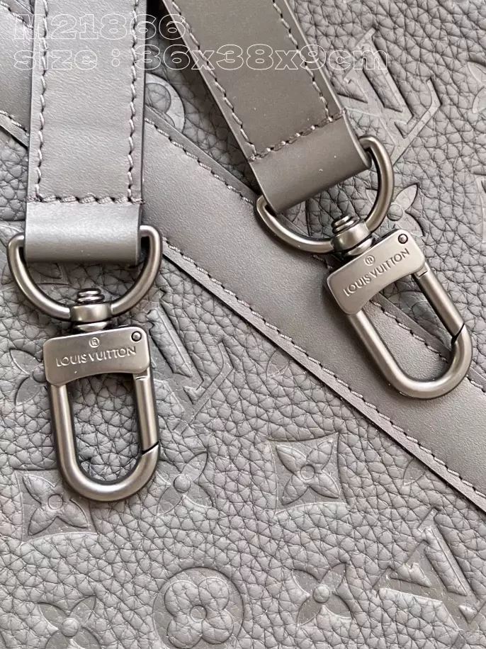 LOUIS VUITTON SAC PLAT NV - LBV407