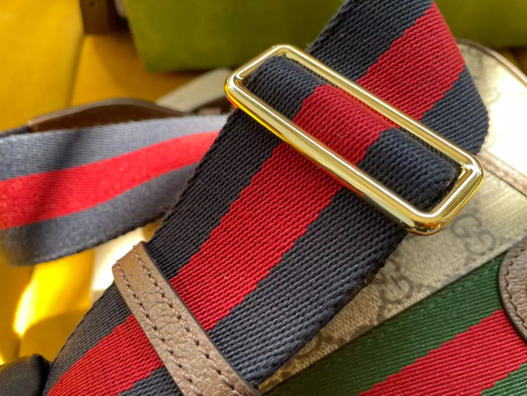 OPHIDIA MESSENGER BAG - GBC056