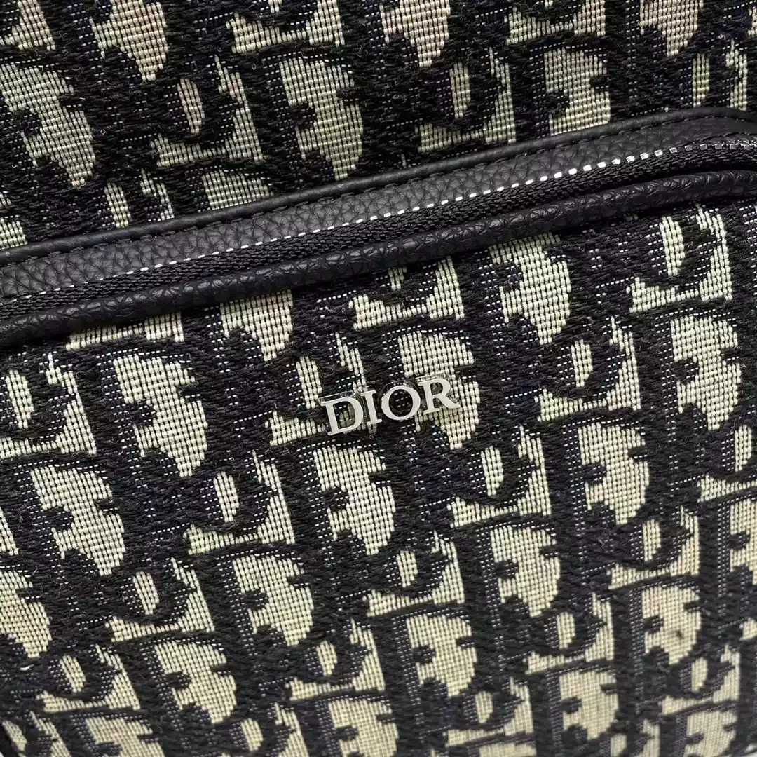 DIOR MINI RIDER SLING BAG - DR21