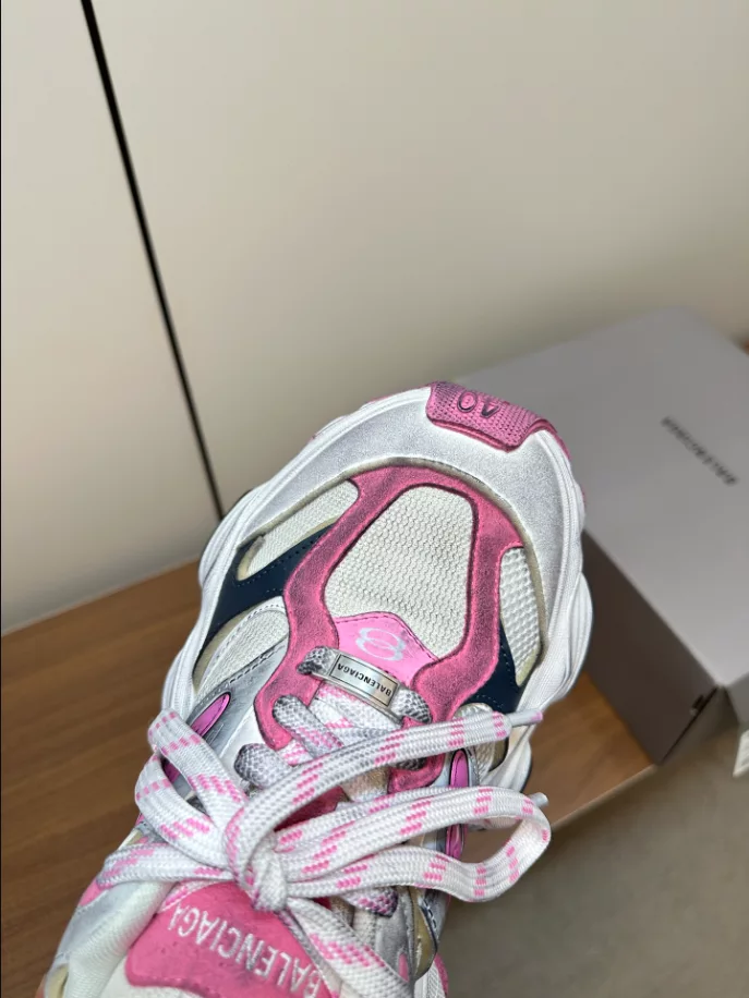 BALENCIAGA CARGO SNEAKER - BB239