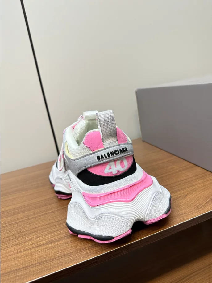 BALENCIAGA CARGO SNEAKER - BB239