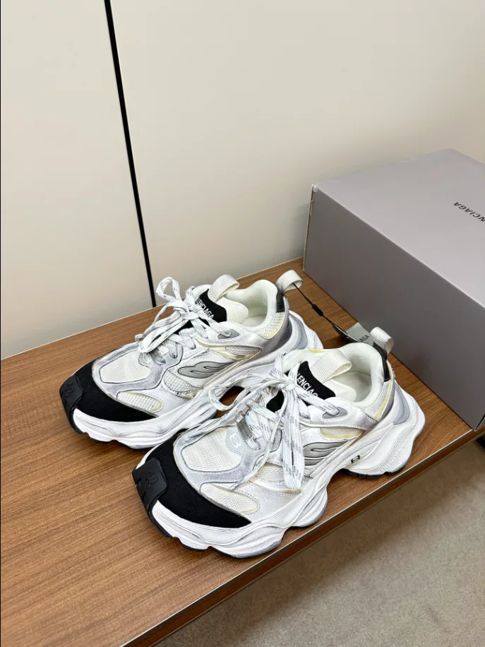 BALENCIAGA CARGO SNEAKER - BB241