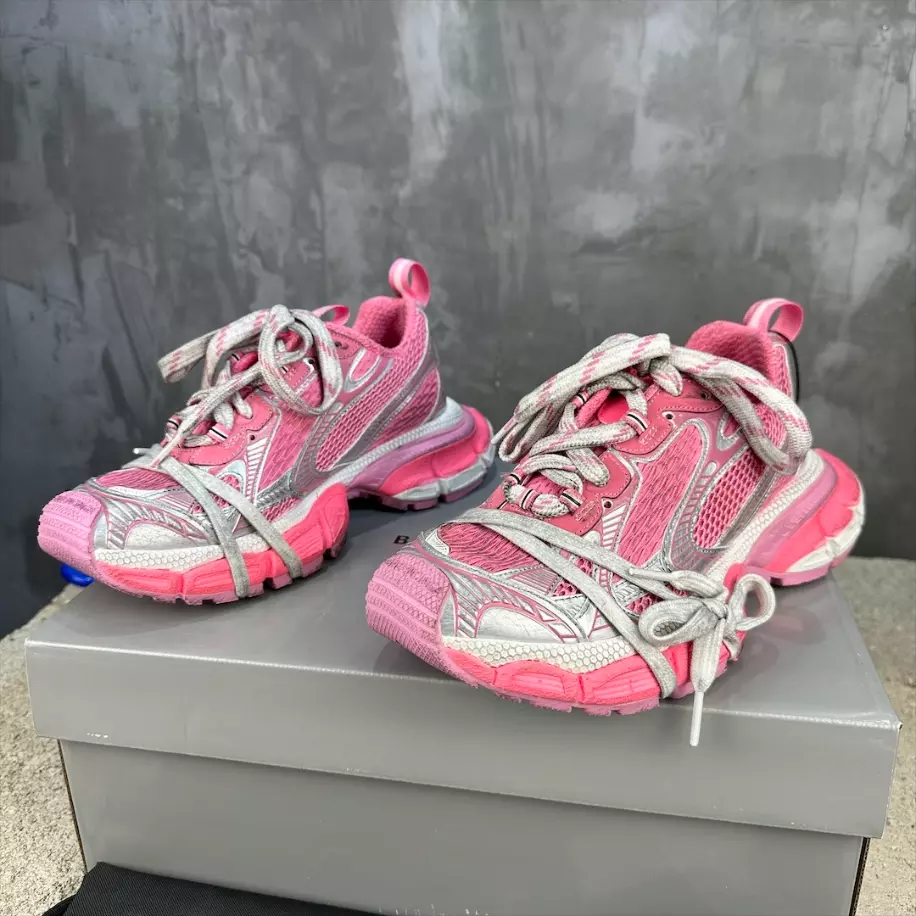 BALENCIAGA MEN'S 3XL TRAINERS - BB235