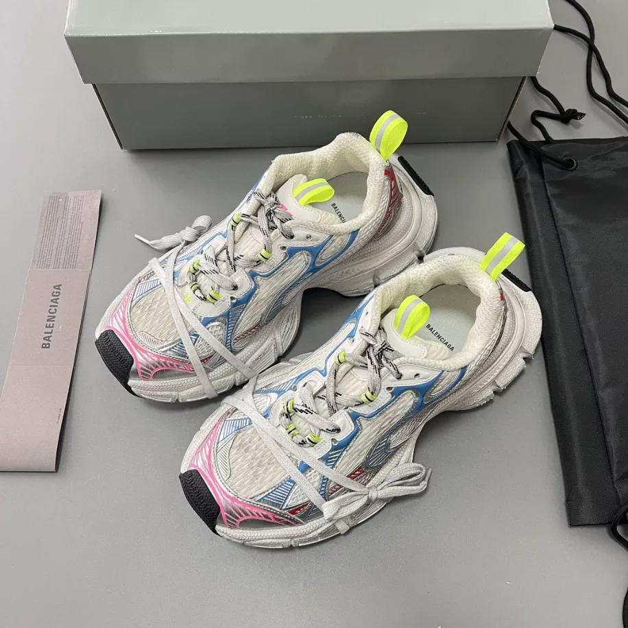 BALENCIAGA MEN'S 3XL TRAINERS - BB236