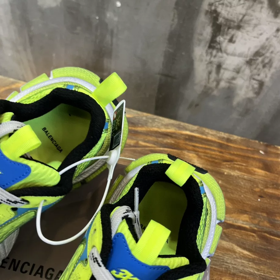 BALENCIAGA MEN'S 3XL TRAINERS - BB238